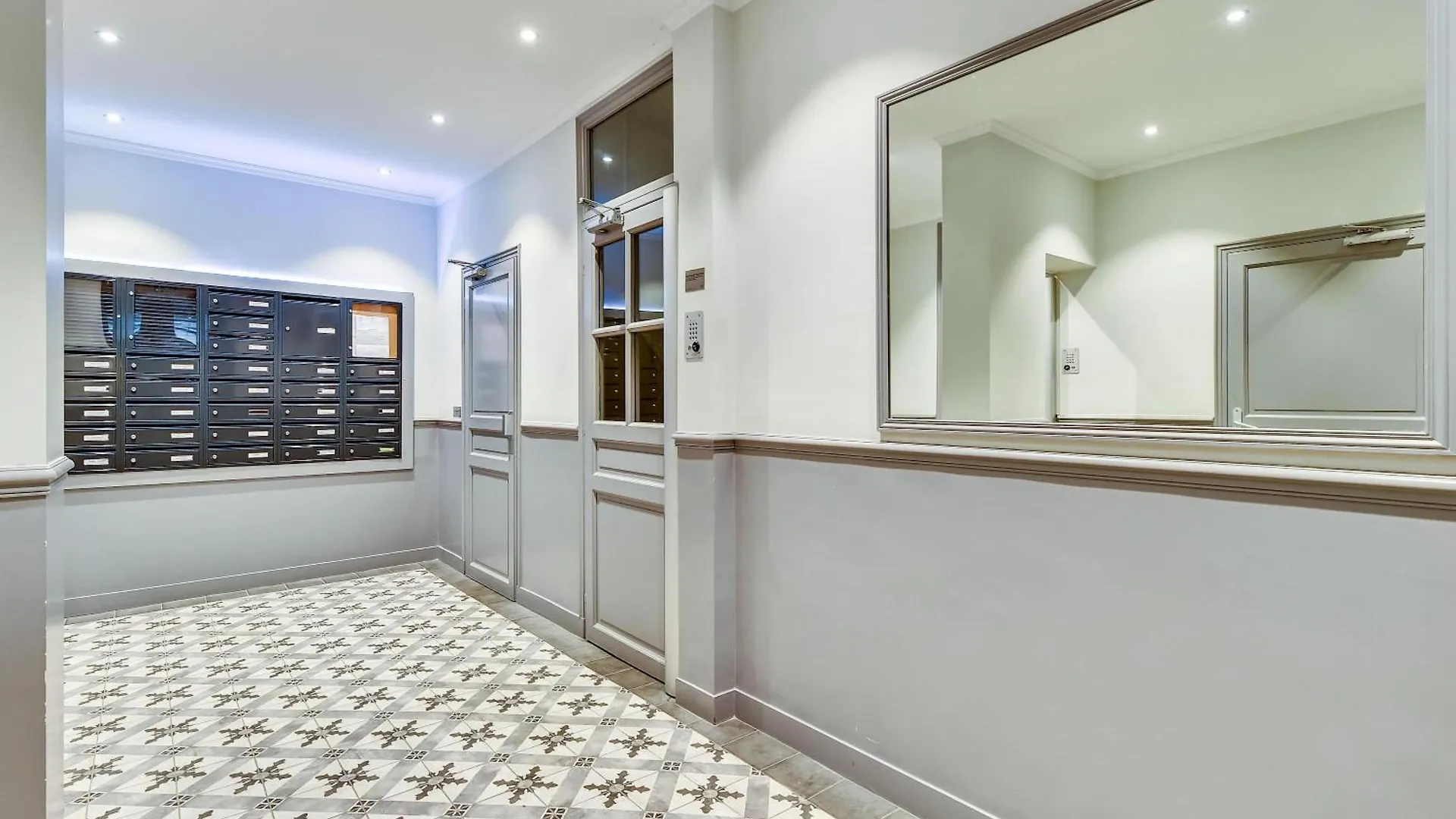 Modern Studio -Trocadero Paris Apartment